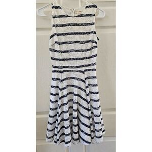 Maison Jules Womans Blue White Floral Lace Mini Fit & Flare Dress‎ Zip Lined XS